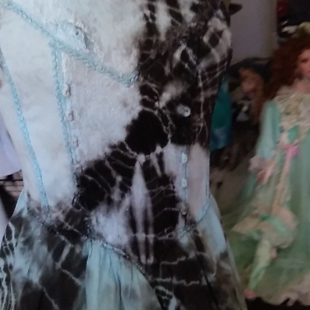 Junior's dress